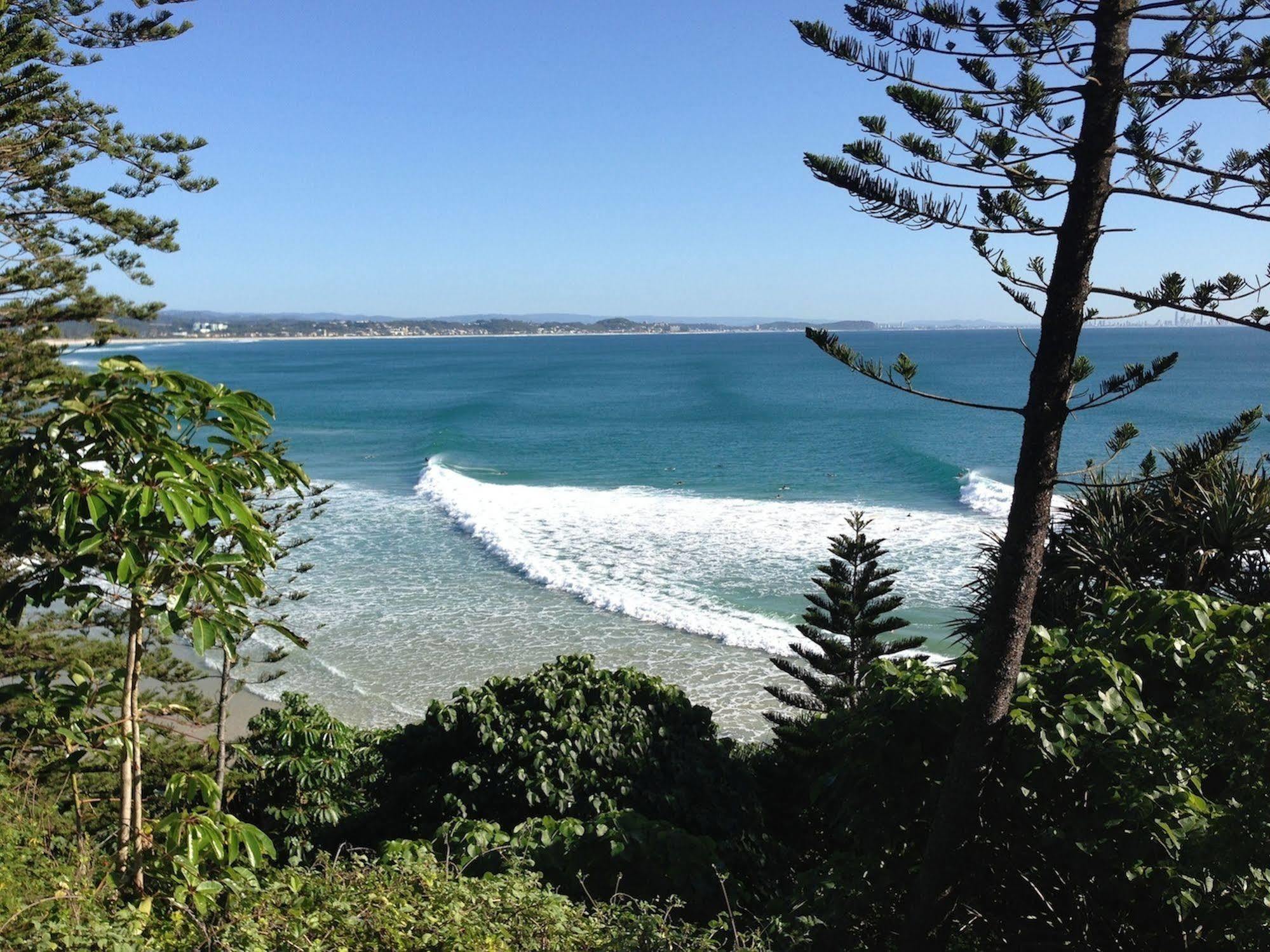 Komune Resort And Beach Club Greenmount Beach Coolangatta Экстерьер фото
